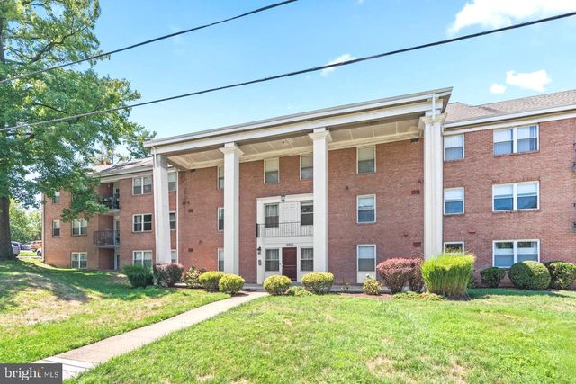 $230,000 | 9808 47th Place, Unit 303 | College Park