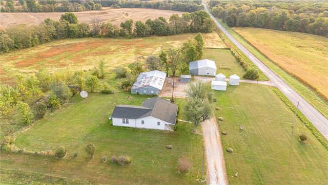 $350,000 | 26969 Hwy M | Hartford Township - Pike County