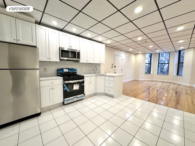 $2,800 | 342 Ovington Avenue, Unit 1 | Bay Ridge