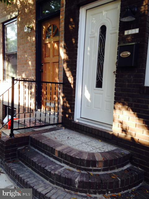 a view of a entryway door of the house