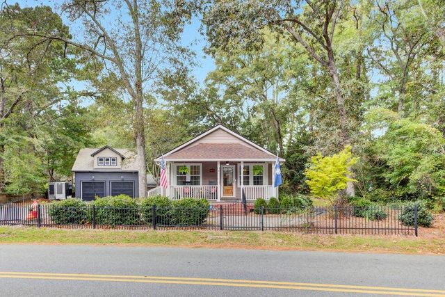 $2,450 | 112 Simmons Avenue | Summerville