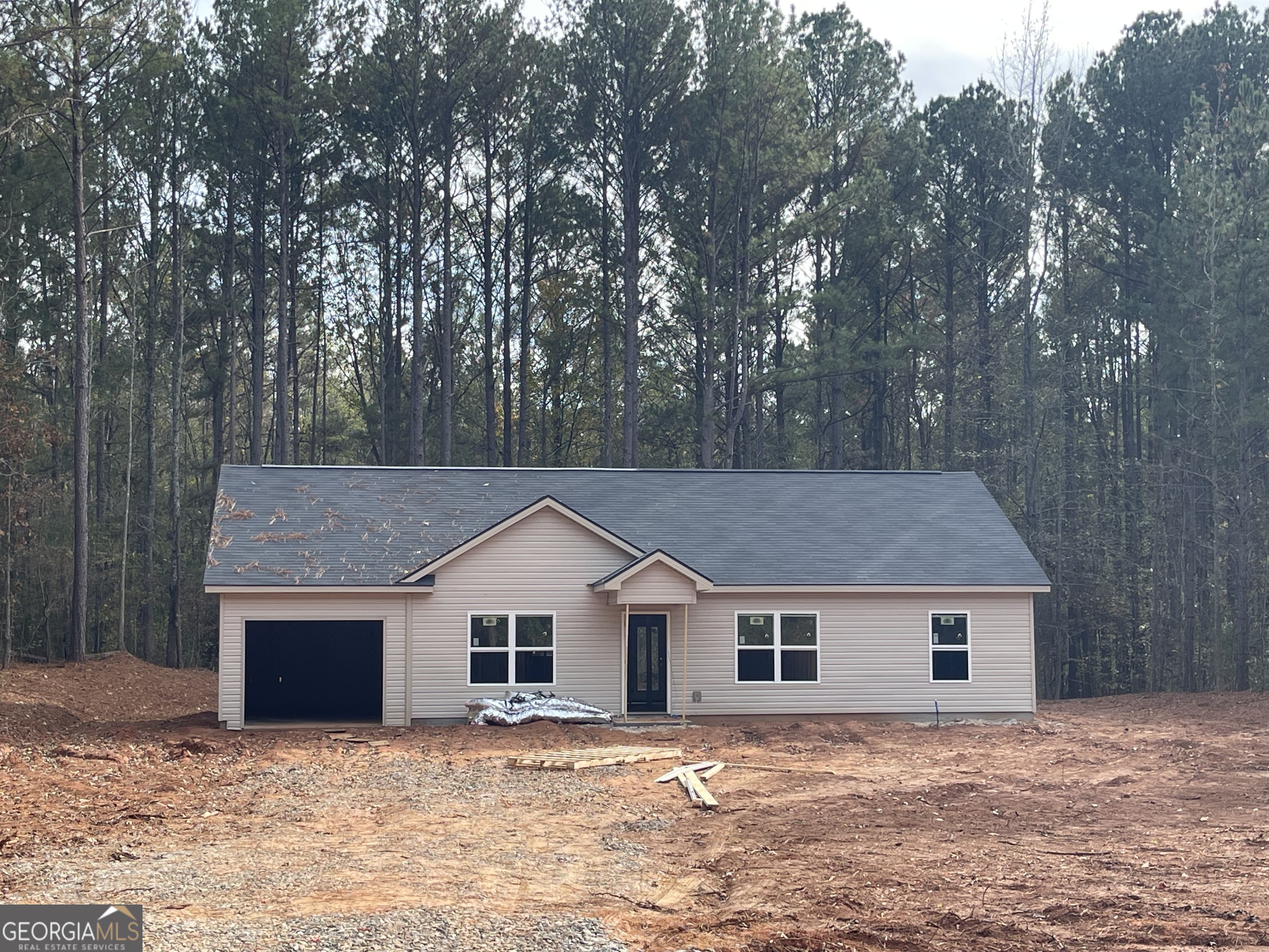 front view of house with a yard