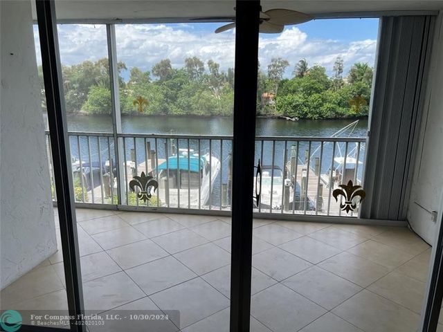 $3,200 | 1301 East Hillsboro Boulevard, Unit 205 | Deerfield Beach