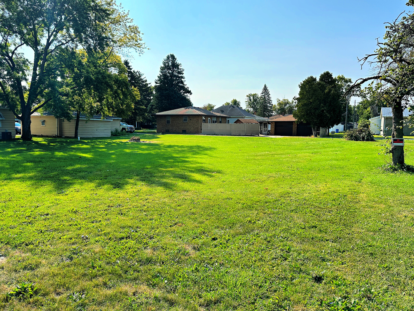 a view of an outdoor space and a yard