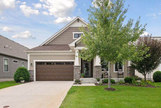 $1,095,000 | 24545 Niblick Alcove | Shorewood