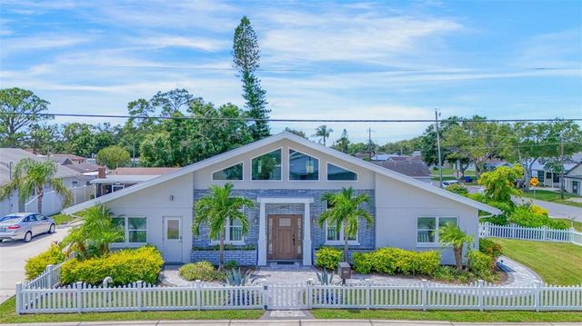 $1,999,000 | 3502 Bahia Vista Street