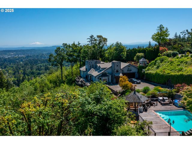 $2,550,000 | 1777 Skyland Drive | Skyland