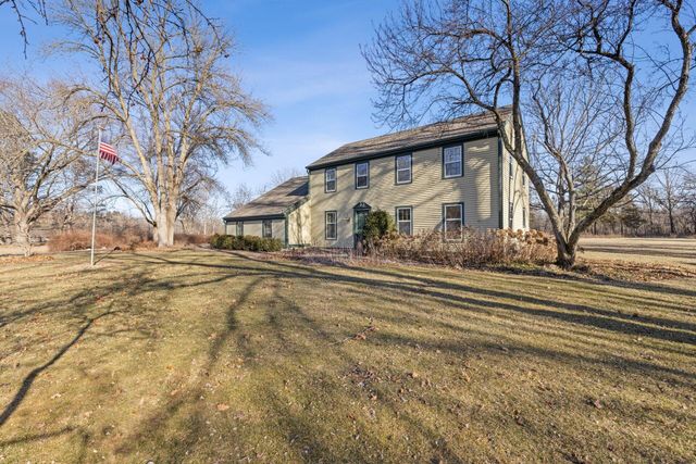 $749,900 | N61W29545 South Woodfield Road | Woodfield Village