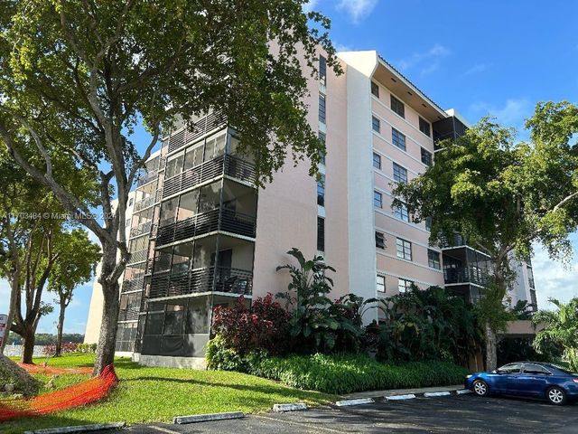 $259,900 | 20840 San Simeon Way, Unit 402 | Ives Estates