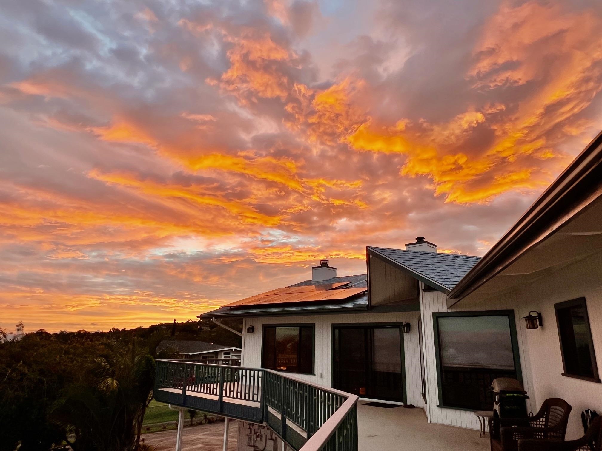 a view of a terrace with sky view