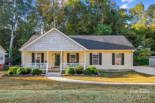 $295,000 | 406 Chinaberry Drive | China Grove