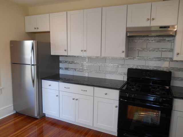 $2,500 | 49 Davis Avenue, Unit 49 | South Norwood