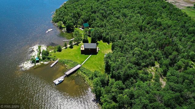 $1,100,000 | 1526 Flag Island | Angle Township - Lake of the Woods County