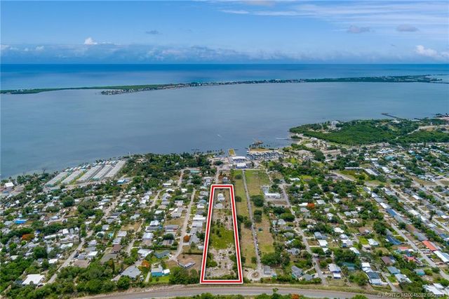 $999,999 | 2388 Northeast Sharp Street | Jensen Beach