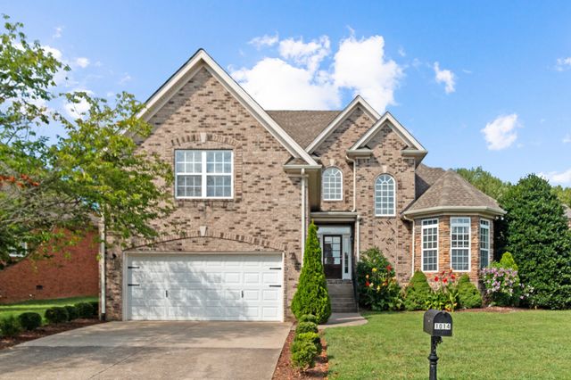 $584,900 | 1014 Red Pepper Ridge | Spring Hill