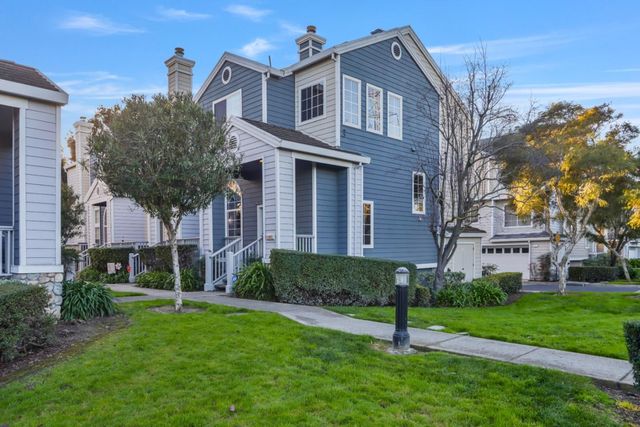 $1,595,000 | 8 Buccaneer Lane | Redwood Shores