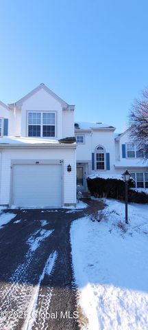 $325,000 | 21 Malibu Hill | East Greenbush