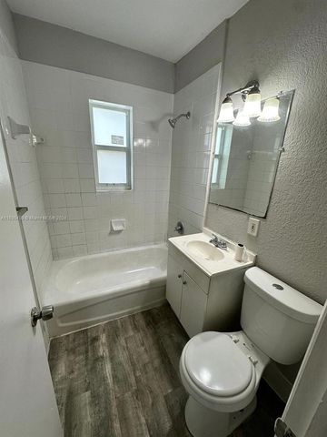 $1,800 | 308 Northwest 84th Terrace, Unit 308 | West Little River