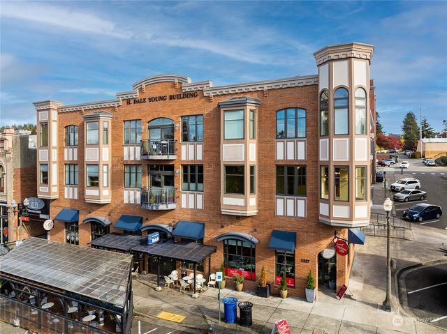 $998,000 | 1101 McKenzie Avenue, Unit Y 203 | Fairhaven