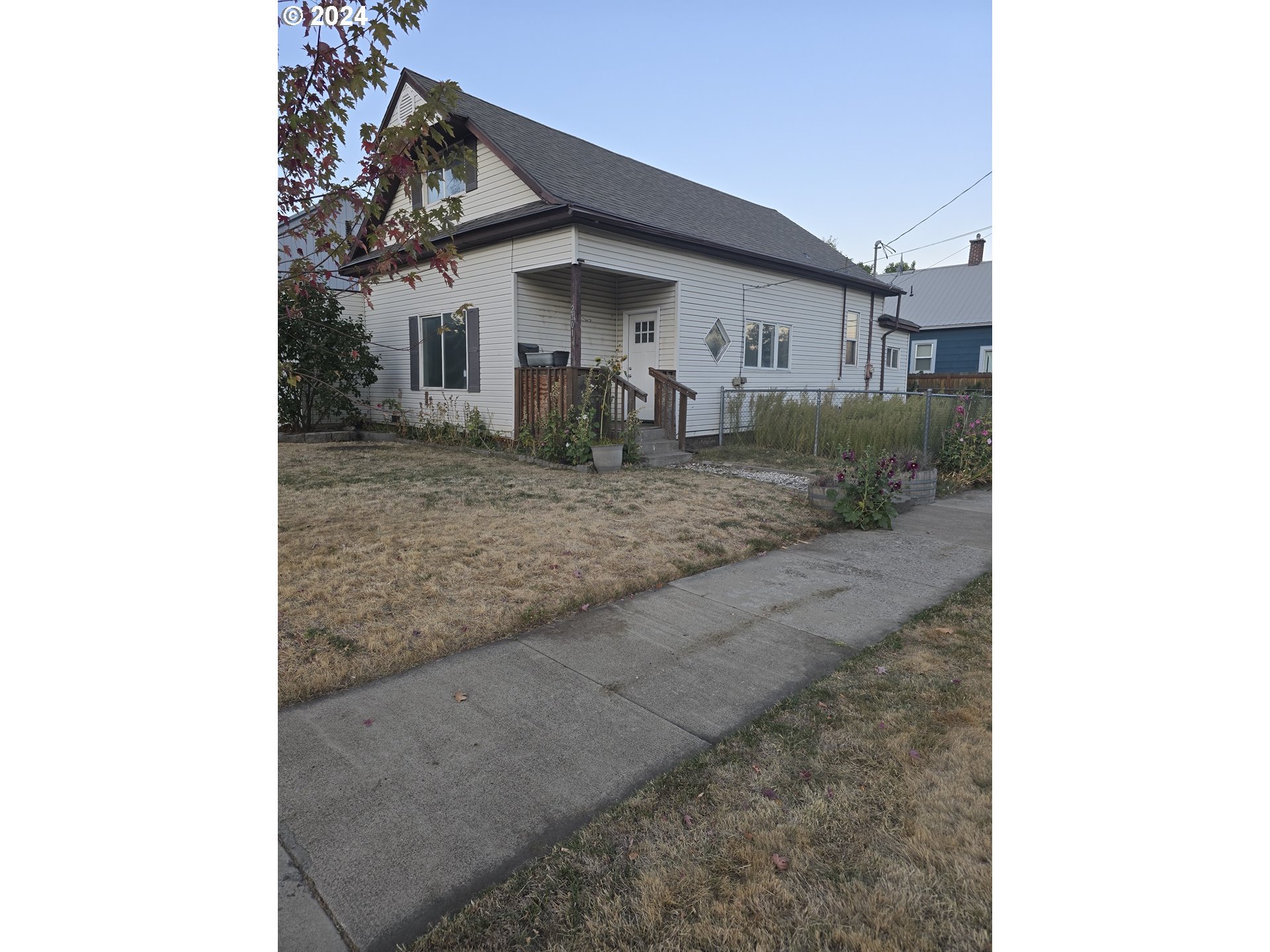 a view of a house with a patio