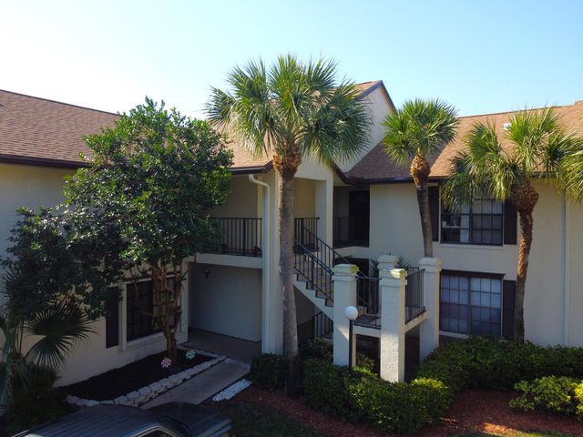 $240,000 | 3419 Jog Park Drive, Unit 4721 | Greenacres