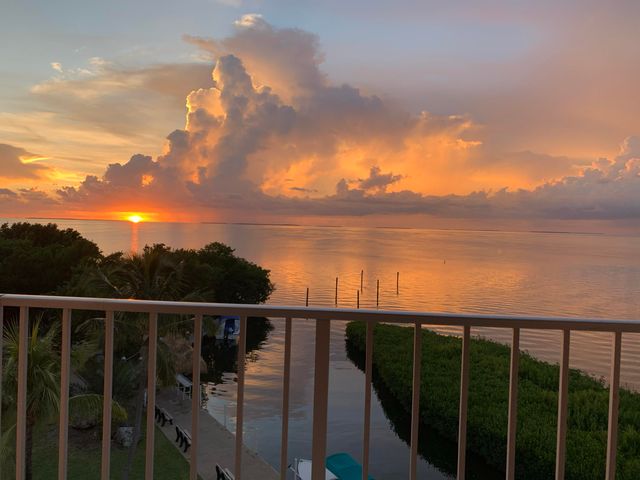 $699,000 | 88500 Overseas Highway, Unit 422 | Islamorada, Village of Islands