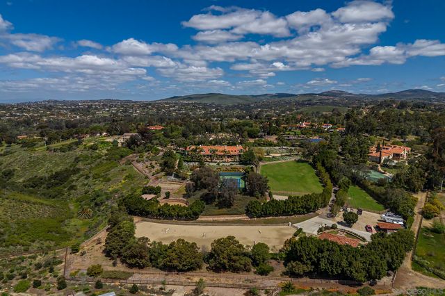 $9,995,000 | 5305 La Crescenta Road | Covenant