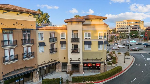 $5,500 | 24505 Town Center Drive, Unit 7307 | Valencia