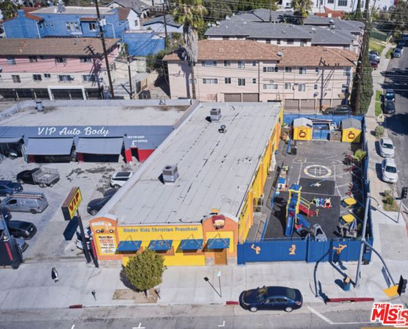 $2,895,000 | 5353 West Pico Boulevard | Beverly Center-Miracle Mile