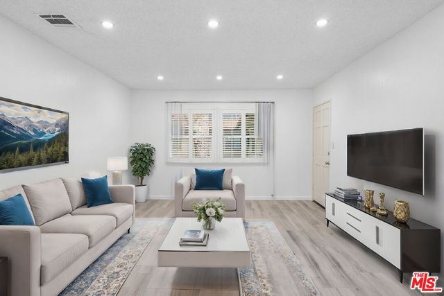 $560,000 | 3644 Kalsman Drive, Unit 3 | Los Angeles