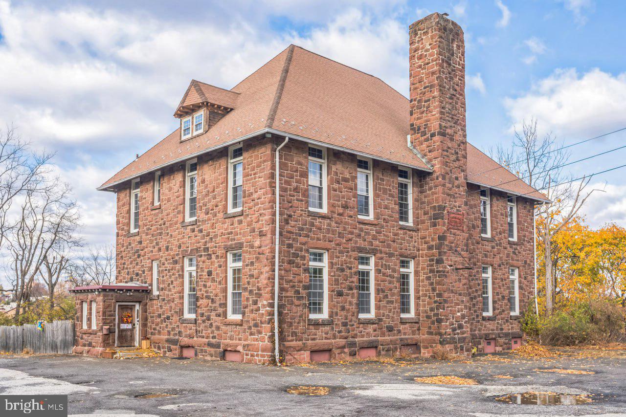 a front view of a house