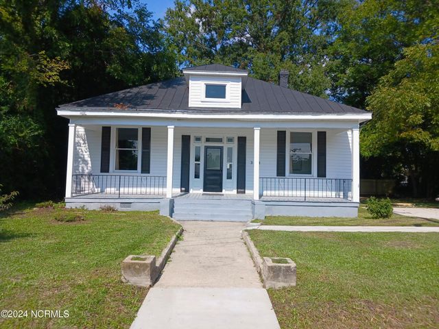 $285,900 | 313 Railroad Street East | Old Wilson