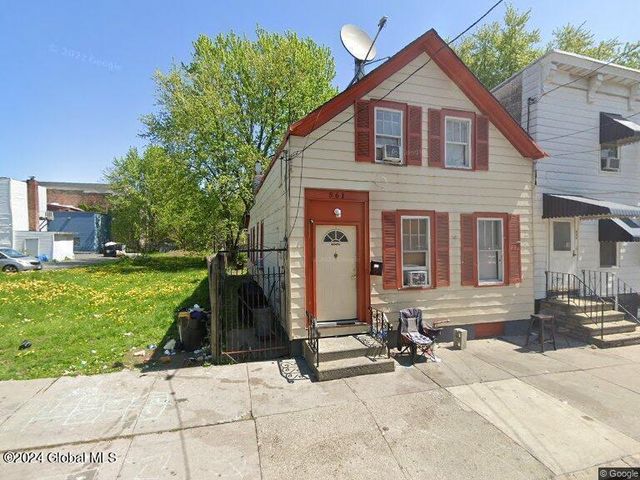 $84,900 | 561 1st Street | West Hill