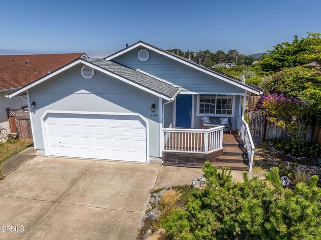 $769,888 | 944 Stewart Street | Fort Bragg