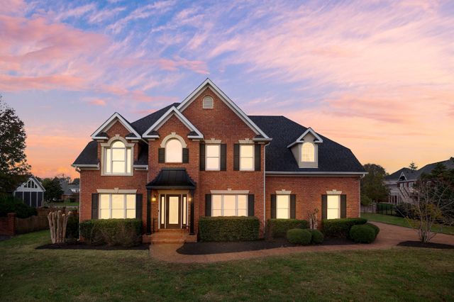 $700,000 | 2228 Oakleigh Drive | Murfreesboro