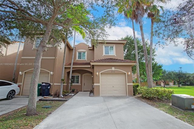 $470,000 | 8522 Southwest 214th Lane, Unit 8522 | Cutler Bay