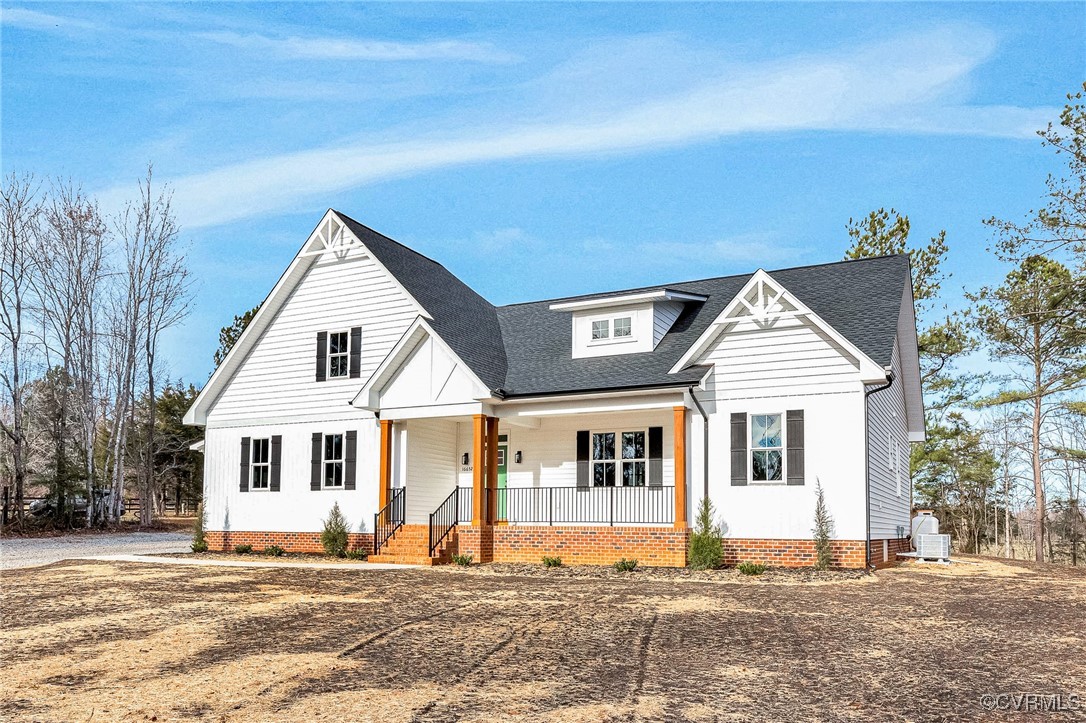 Modern farmhouse style home