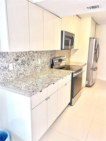 $3,400 | 1881 Washington Avenue, Unit 11D | Miami Beach City Center