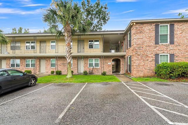 $189,000 | 6240 Old Point Road, Unit C14 | Hanahan