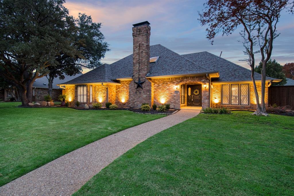 a front view of house with yard