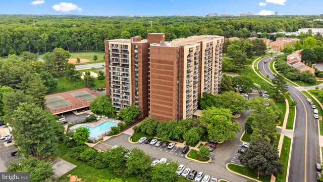 $365,000 | 7401 Westlake Terrace, Unit 1616 | Potomac