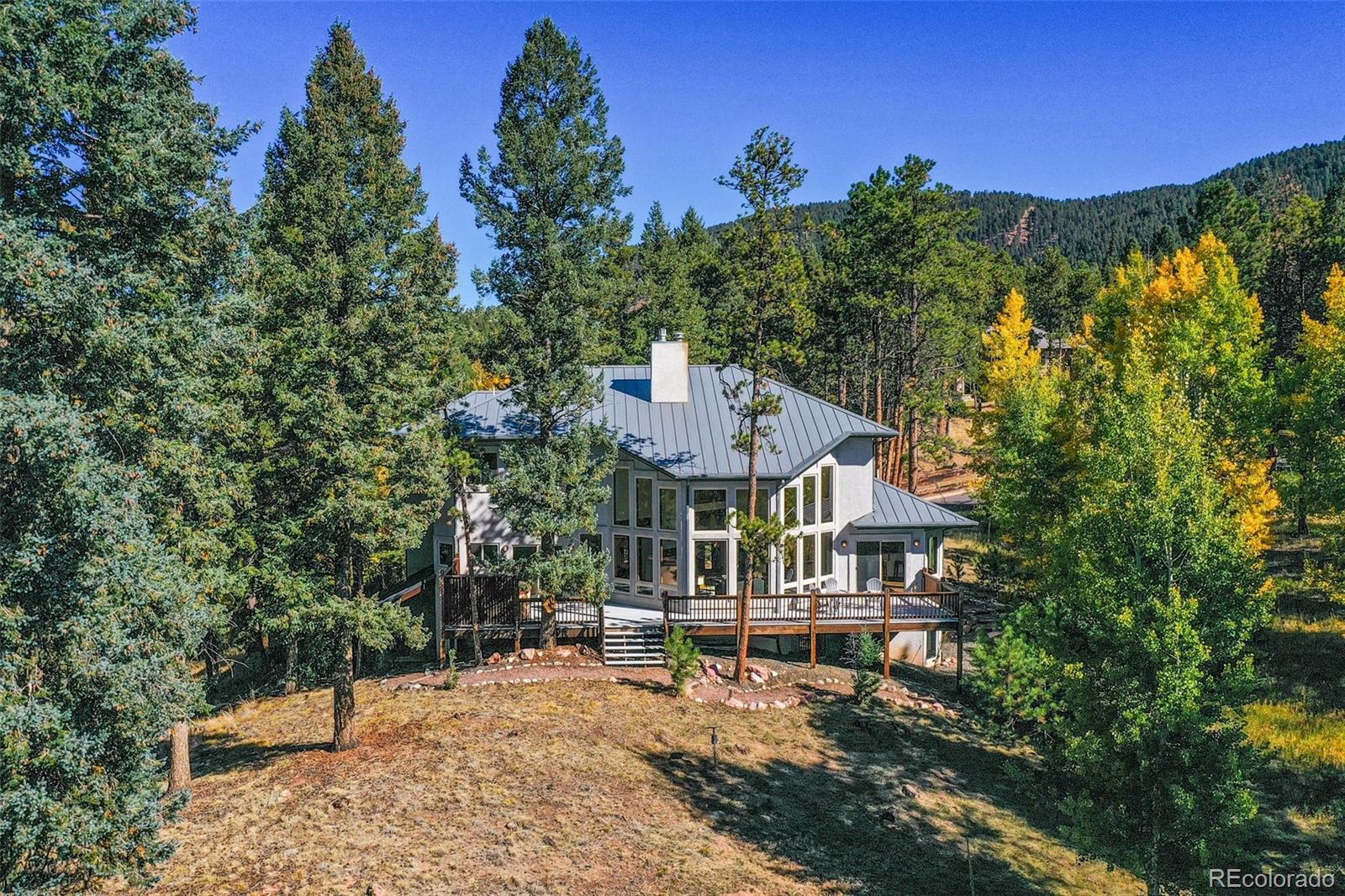 view of a house with a yard