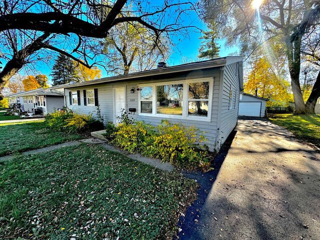 $214,900 | 2105 North Grove Avenue | North Chicago