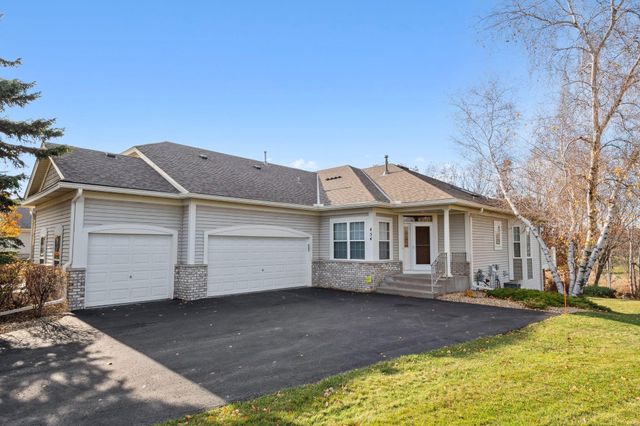 $535,000 | 454 Holly Lane North | Oakdale