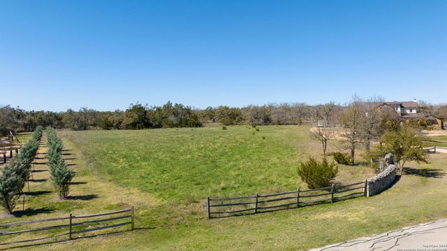 $450,000 | 623 Dario Drive | Creek Road Ranch