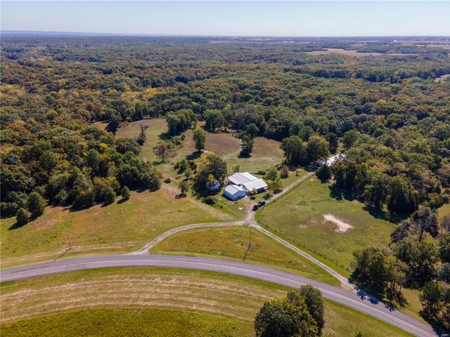 $1,000,000 | 27232 Z Highway | Jackson Township - Clark County