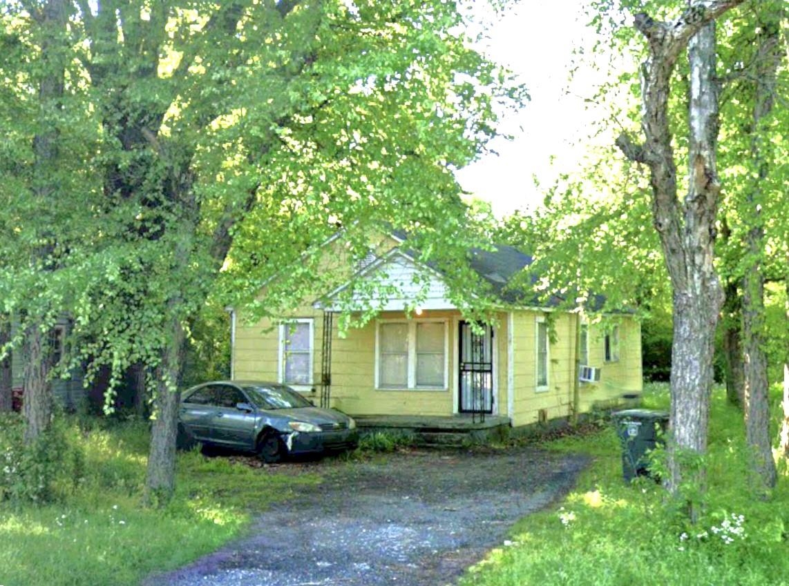 View of front facade