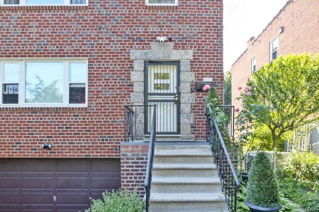 $1,299,000 | 6015 Fieldston Road | North Riverdale