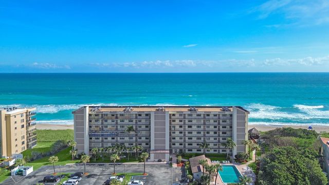 $2,949 | 10310 South Ocean Drive, Unit 107 | Hutchinson Island South