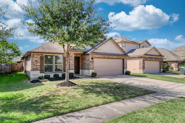 $367,000 | 5527 Casa Calvet Drive | Plantation Lakes